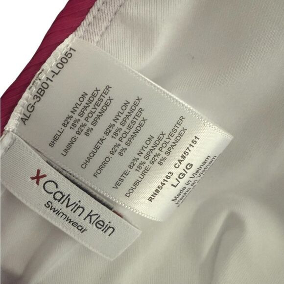 Calvin Klein Women’s Fuchsia Silky Ribbed Logo Bikini Top, Large, NWOT - Picture 3 of 4